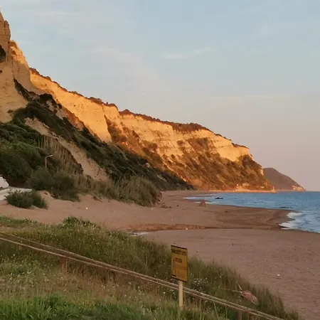 Greg's House Vitaládes