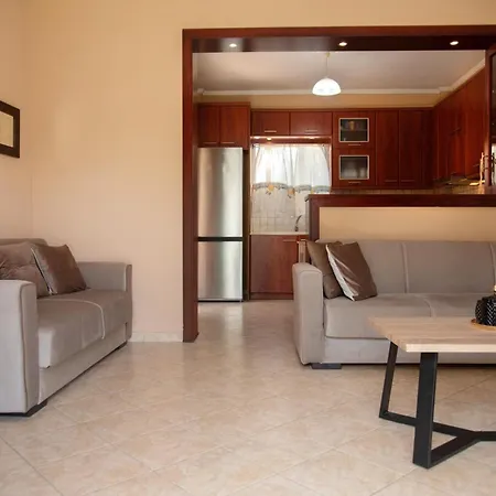 בית נופש Greg's House *