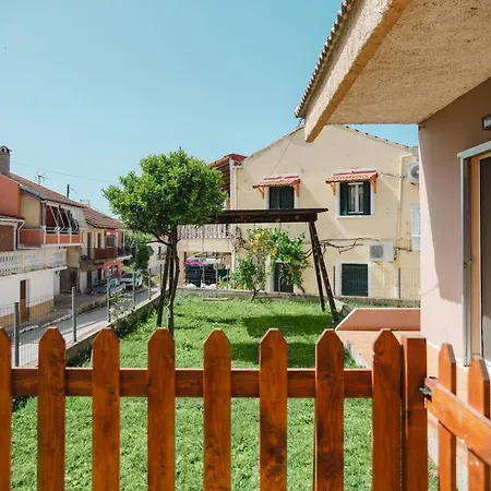 בית נופש Greg's House Vitaládes